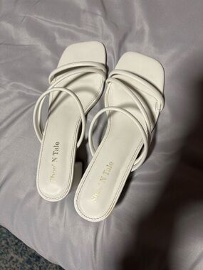 ShoeNTale White Minimal Strappy Square-Toe Slide Sandals